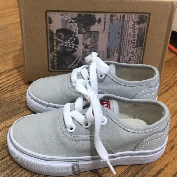 Levi’s Kids Rylee 3 Skate Shoe Light Grey sz 9 - Picture 2 of 8